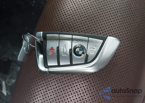 2020 BMW X7 xDrive40I z USA, uszkodzony, nr VIN 5UXCW2C00L9C51007